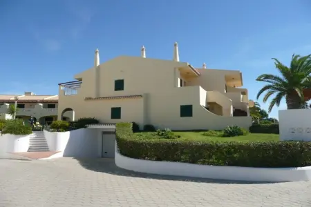 Maison mitoyenne 100 m² avec piscine à Porches : photo 2