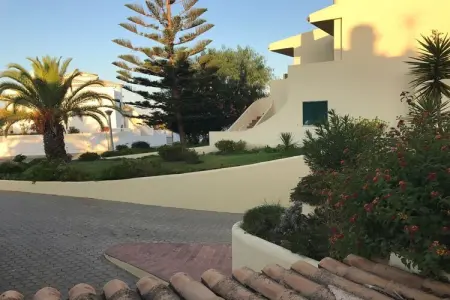 Maison mitoyenne 100 m² avec piscine à Porches : photo 5