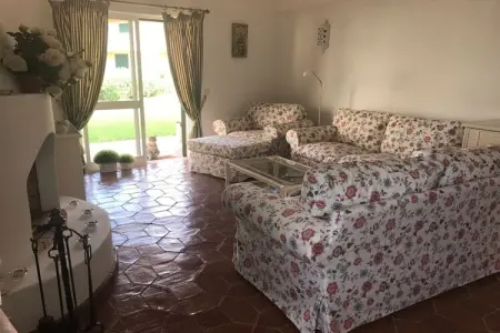 Maison mitoyenne 100 m² avec piscine à Porches : photo 7