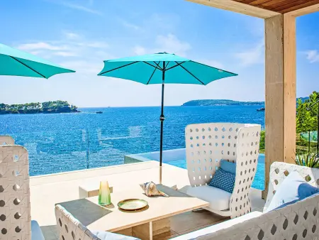 Villa 5 chambres avec piscine chauffée à 20m de la mer : photo 14