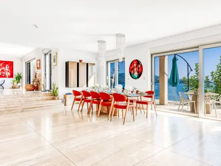 Villa 5 chambres avec piscine chauffée à 20m de la mer : photo 22