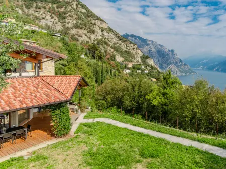 Villa Marco avec piscine privée et vue sur le lac : photo 25