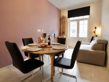 Maison typique avec balcon et jardin privé au cœur de Dinant : photo 2