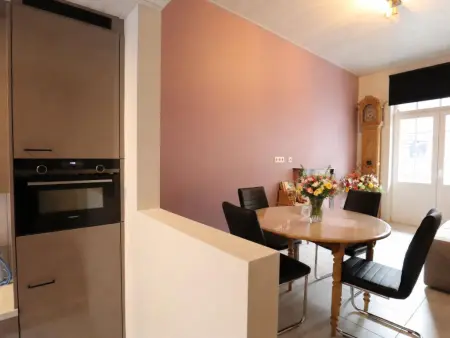 Maison typique avec balcon et jardin privé au cœur de Dinant : photo 11