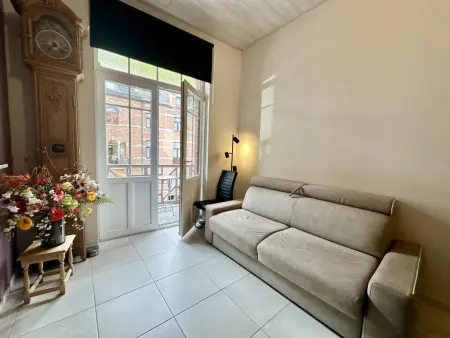 Maison typique avec balcon et jardin privé au cœur de Dinant : photo 12