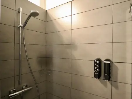 S'Ameuse en groupe : maison de 6 chambres au cœur de Dinant : photo 20