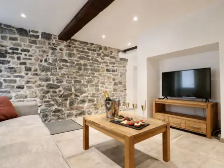 Maison en pierre rénovée avec jardin privé à Chooz, 4 pers. : photo 12
