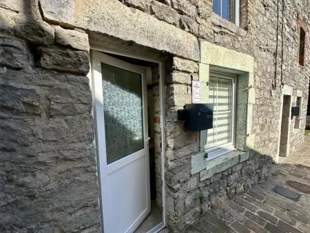 Maison en pierre rénovée avec jardin privé à Chooz, 4 pers. : photo 24
