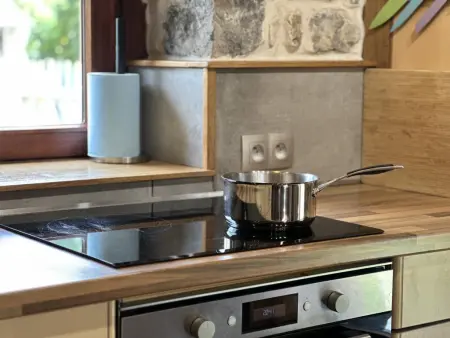 Maison en pierre rénovée avec jardin à Chooz, près de la Meuse : photo 12