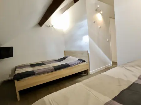 Maison en pierre rénovée avec jardin à Chooz, près de la Meuse : photo 20