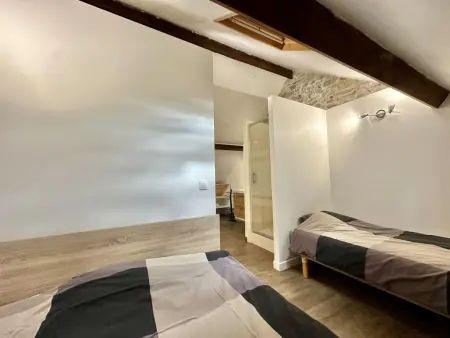Maison en pierre rénovée avec jardin à Chooz, près de la Meuse : photo 22