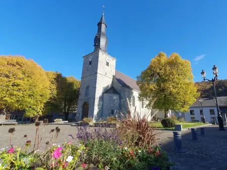 Maison en pierre rénovée avec jardin à Chooz, près de la Meuse : photo 33