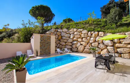 Carré Provençal, Maison 8 personnes à Sauveterre : photo 7