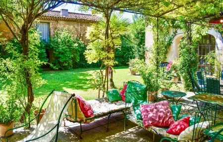 Maison en pierre avec piscine privée et cheminée à Aix-en-Provence : photo 6