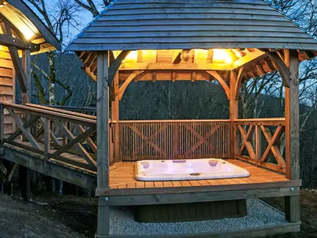 Gîte avec spa privatif, maison 60 m² à La Bussière-sur-Ouche : photo 13