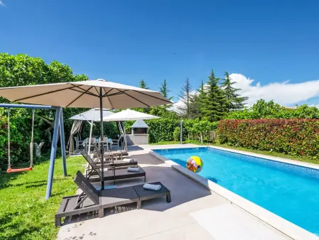 Villa Gracia avec piscine privée et vue campagne à Gračišće : photo 5