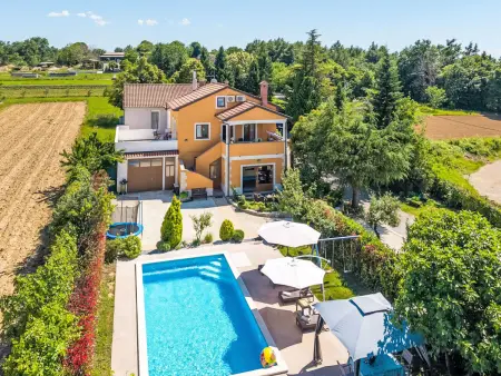 Villa Gracia avec piscine privée et vue campagne à Gračišće : photo 45