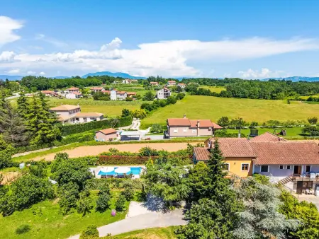 Villa Gracia avec piscine privée et vue campagne à Gračišće : photo 49