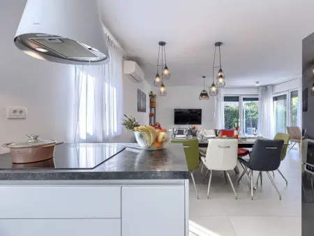 Villa Flavia avec piscine privée à Medulin, 8 personnes : photo 49