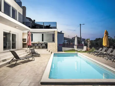 Villa Eminentia, 5 chambres avec piscine et vue mer à Ližnjan : photo 13