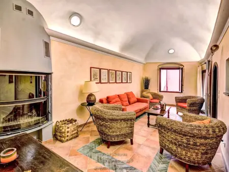 Maison historique avec vue mer et montagnes à Civezza : photo 9