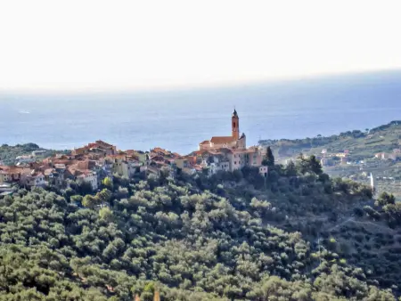 Maison historique avec vue mer et montagnes à Civezza : photo 28