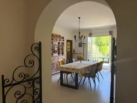 Enniroc, maison avec piscine privée et jardin à Nyons : photo 5