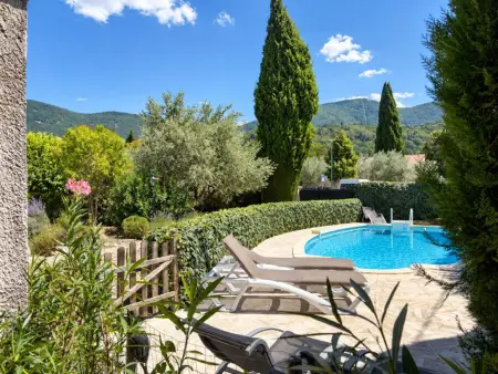 Enniroc, maison avec piscine privée et jardin à Nyons : photo 28