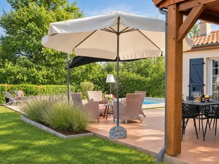 Maison avec piscine privée et golf à 1 km, Vasles : photo 10