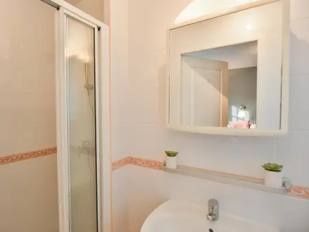 Maison avec piscine privée et golf à 1 km, Vasles : photo 30