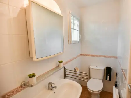 Maison avec piscine privée et golf à 1 km, Vasles : photo 32