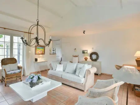 Maison de plain-pied avec piscine privée chauffée à Vasles : photo 22