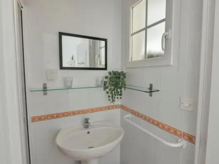 Maison de plain-pied avec piscine privée chauffée à Vasles : photo 34