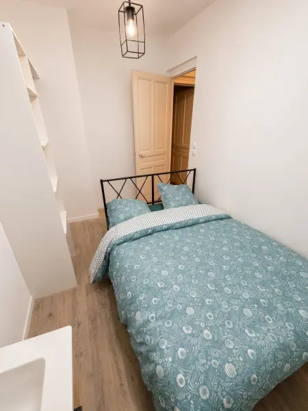 Maison familiale 15 personnes avec jardin clos à Béthune : photo 23