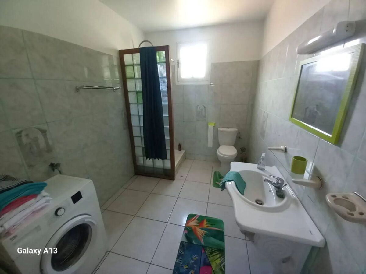 Maison familiale 240 m² avec piscine partagée au Vauclin, Martinique - Photo 17