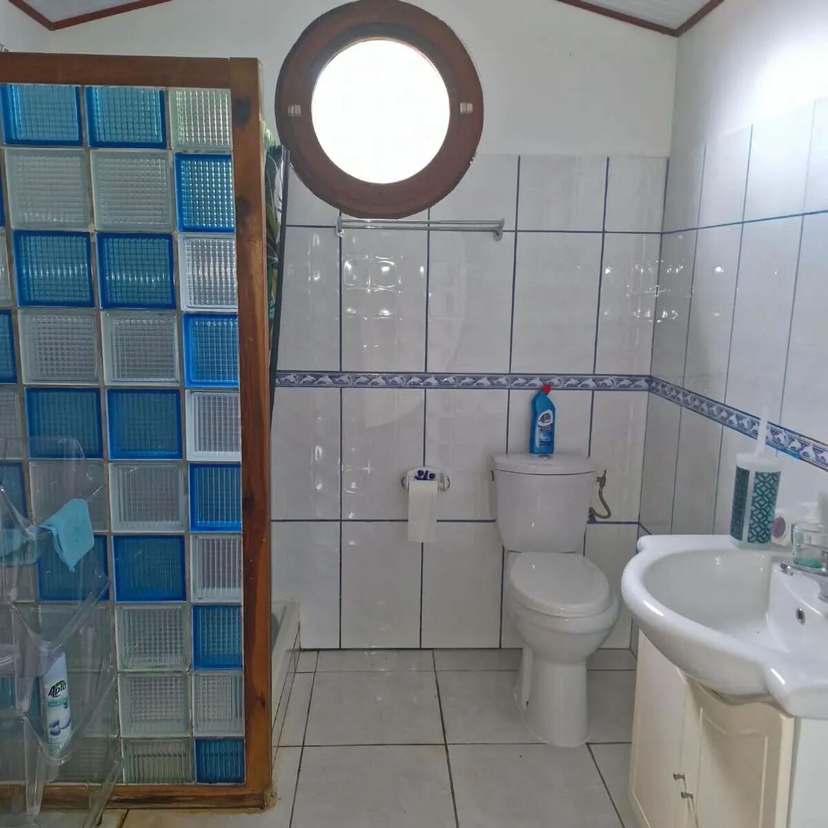 Maison familiale 240 m² avec piscine partagée au Vauclin, Martinique - Photo 18