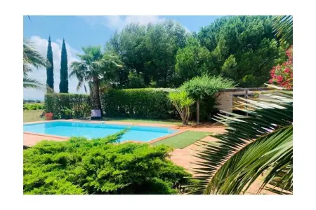 Maison avec piscine privée en pinède près de Gruissan : photo 2