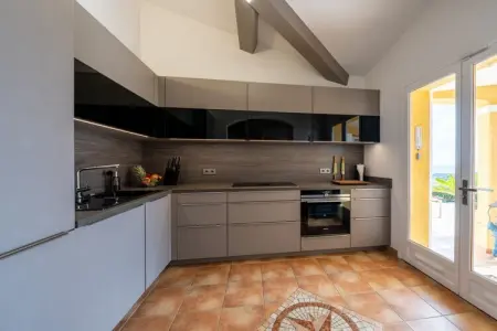 10973, Villa de 4 chambres sur la Côte d'Azur : photo 25