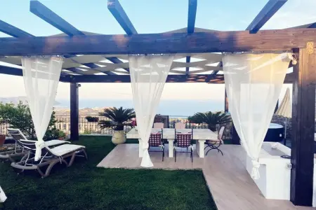 Maison Olimpia : villa avec jardin, vue mer, Imperia : photo 11