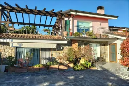 Maison Olimpia : villa avec jardin, vue mer, Imperia : photo 13