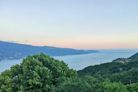 Maison Il Patio à Tignale, vue lac de Garde et montagnes : photo 2
