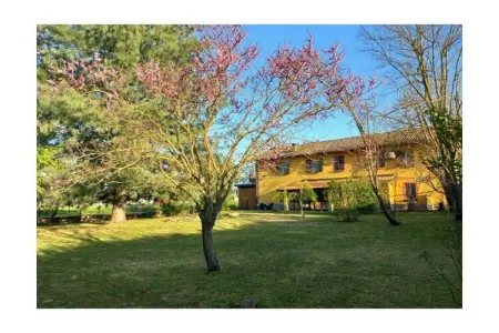Maison de vacances rénovée à Voghera avec terrasse et jardin : photo 2