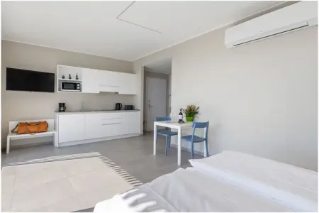 Studio Nuvola avec piscine et vue lac, Trarego Viggiona : photo 10