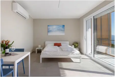 Studio Nuvola avec piscine et vue lac, Trarego Viggiona : photo 11