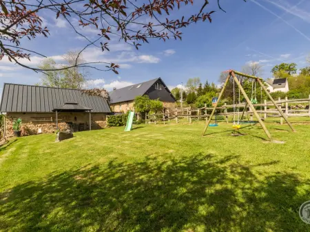 Gîte traditionnel 3 chambres avec jardin et jeux à Montpinchon : photo 21