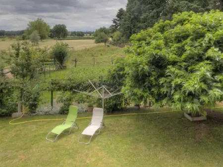Gîte Les Arnauds à Commelle-Vernay : jardin clos et animaux acceptés : photo 17