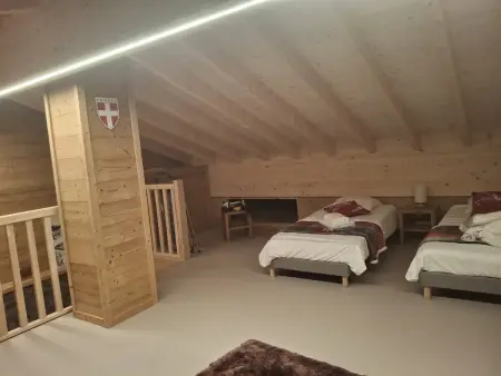 Chalet cosy 6 pers. à Châtel, 400 m du centre, 2 chambres : photo 8