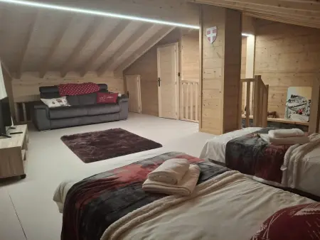Chalet cosy 6 pers. à Châtel, 400 m du centre, 2 chambres : photo 9