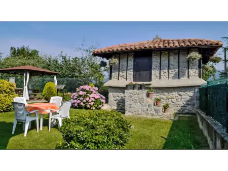 El Charcal : maison 3 chambres avec jardin clos à Colunga : photo 3