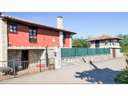 El Charcal : maison 3 chambres avec jardin clos à Colunga : photo 24